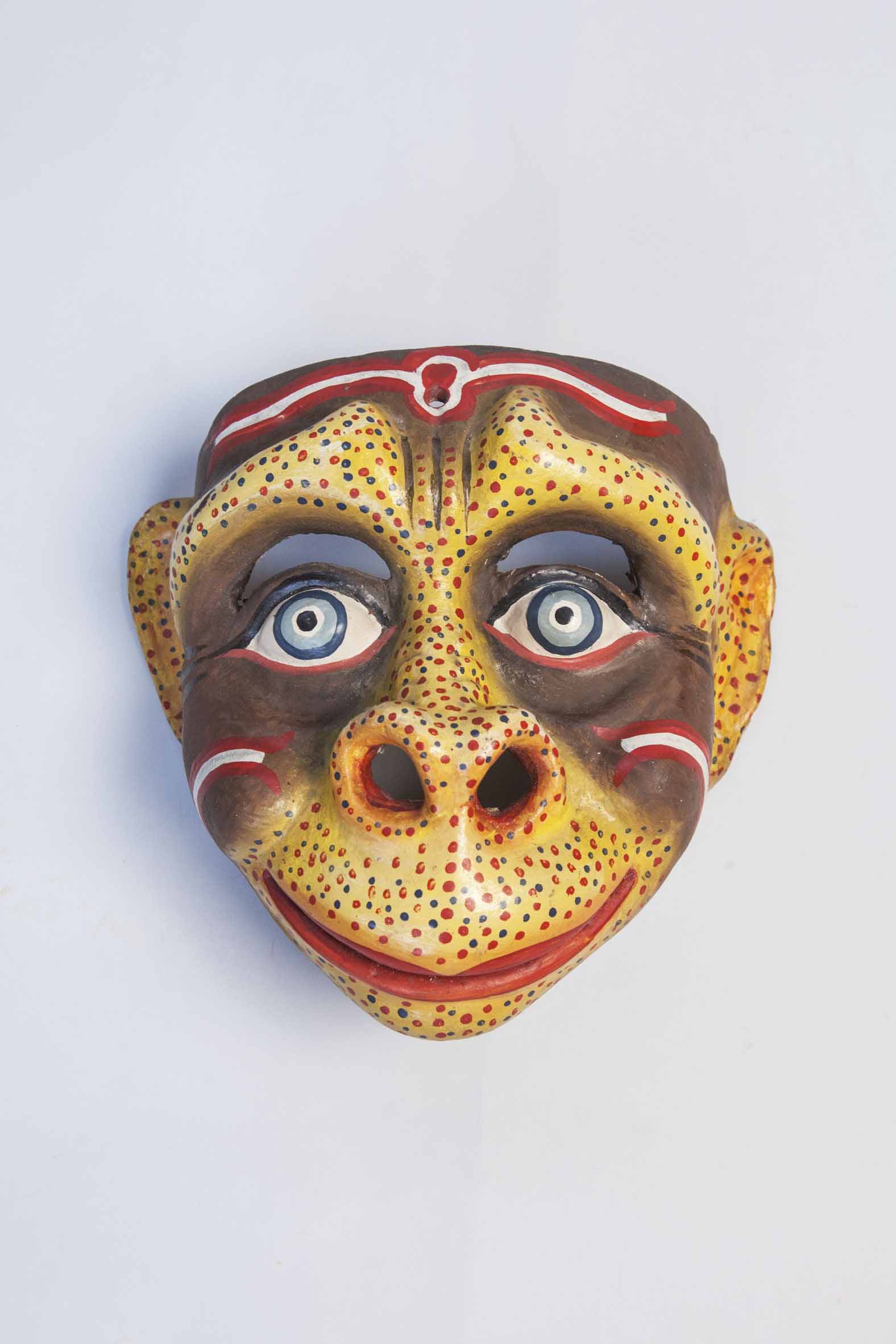 The masked dancer. Masks of Peru – Centro Cultural Inca Garcilaso del Ministerio de Relaciones